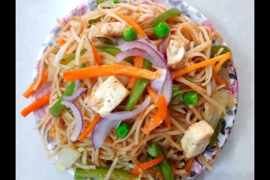 Paneer Butter Chowmein